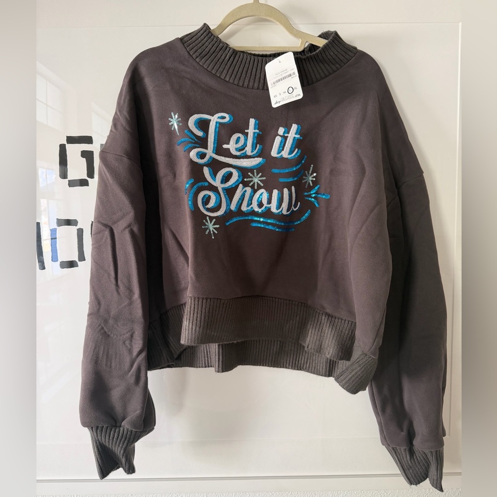 NWT Brownish/ grey 'Let it Snow' cropped Sweatshirt